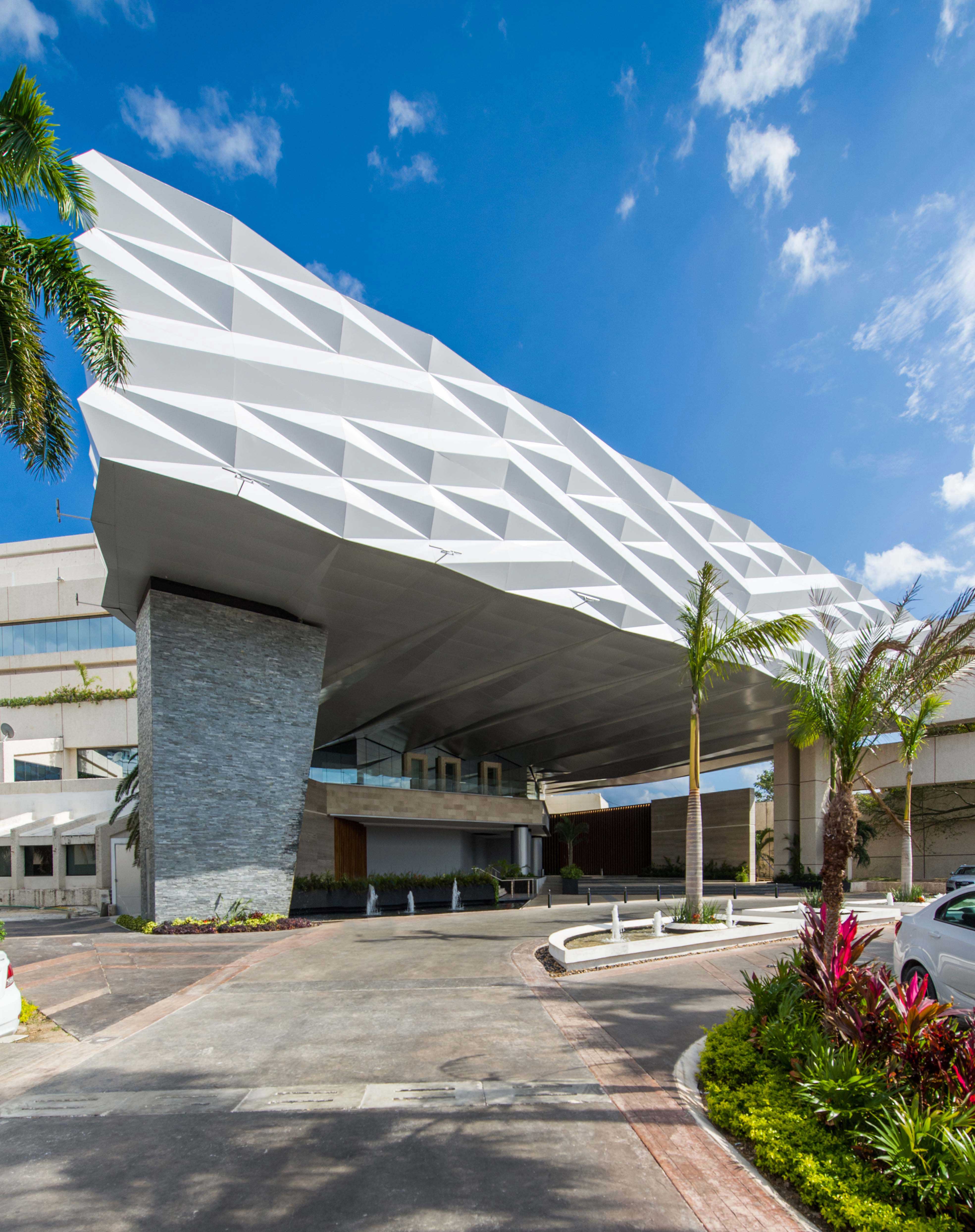 Cancun Center Outside